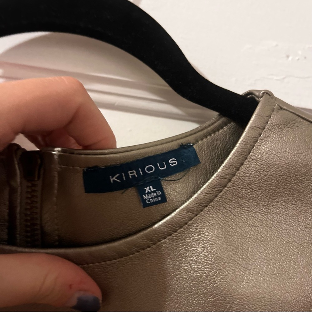 KIRIOUS faux leather/ suede metallic top NWT